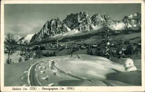 Ak Cortina d'Ampezzo Veneto, Wintermotiv vom Ort