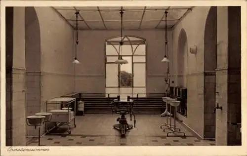 Ak Kassel in Hessen, Elisabeth-Krankenhaus, Weinbergstraße 7, Operationszimmer