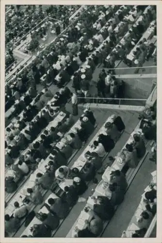 Sammelbild Olympia 1936, Journalisten im Stadion
