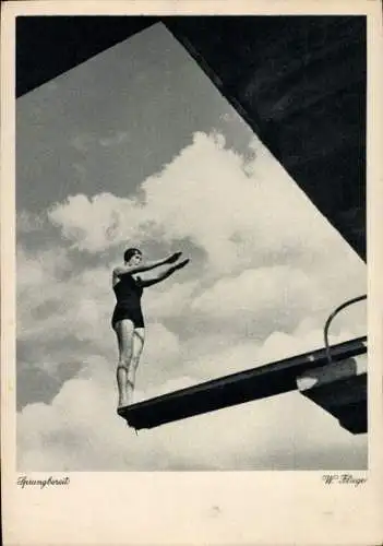 Ak Sprungbrett, Frau in Badekappe springt vom Sprungturm