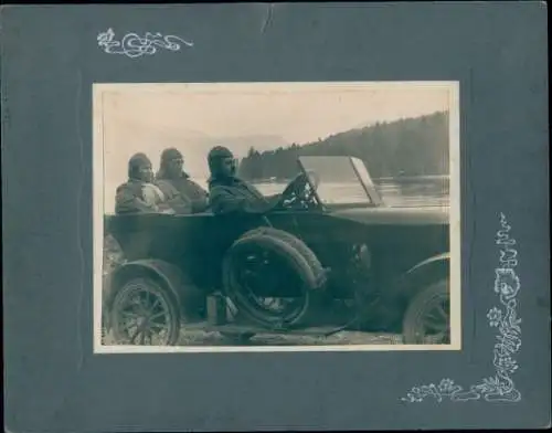 Foto Walchensee Kochel am See, Personen in einem Automobil 1922
