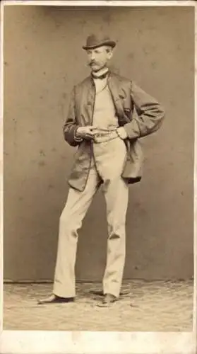 CdV Prinz zu Hohenlohe, Portrait