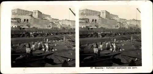 Stereo Foto Genova Genua Liguria, Entladung eines Frachters, Hafenpartie