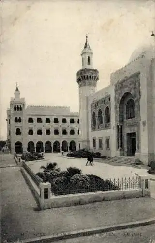 Ak Sfax Tunesien, Square de l’Hotel de Ville