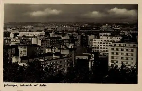 Ak Gdynia Gotenhafen Pommern, Teilansicht mit Hafen
