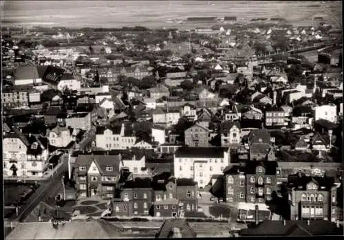 Ak Westerland auf Sylt, Strandstraße, Vogelschau, Ortsansicht