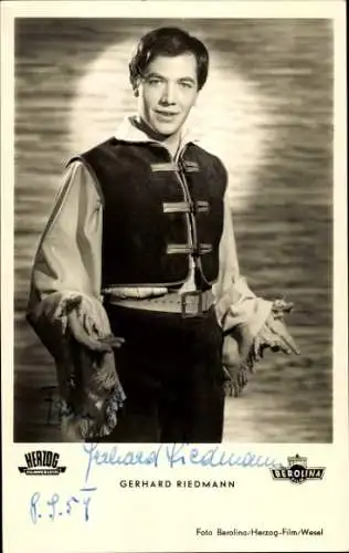 Ak Schauspieler Gerhard Riedmann, Portrait,  in Der Zigeunerbaron, Autogramm