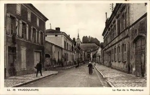 Ak Vaucouleurs Meuse, Rue de la République