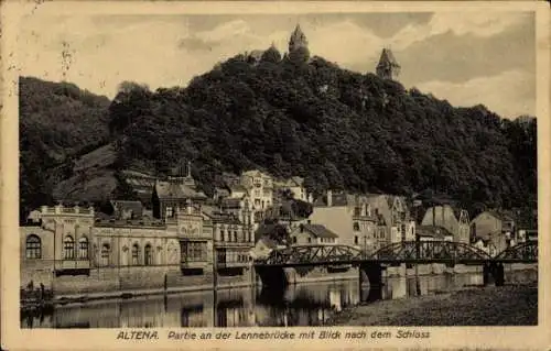 Ak Altena in Westfalen, Lennebrücke, Schloss