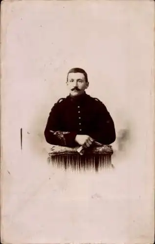 Foto Ak Junger Mann in Uniform, Porträt