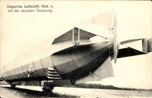 Ak Zeppelins Luftschiff Modell 4 mit der neuesten Steuerung, Heck