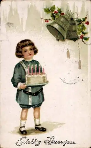 Ak Glückwunsch Neujahr, Kind mit Kuchen, Glocken