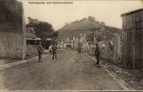 Ak Hattonville Vigneulles lès Hattonchâtel Lothringen Meuse, zerstörte Gebäude, Soldaten