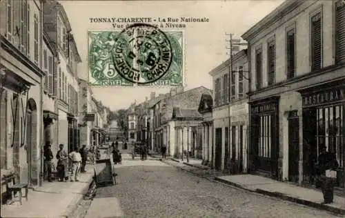 Ak Tonnay Charente und Charente Maritime, Rue Nationale