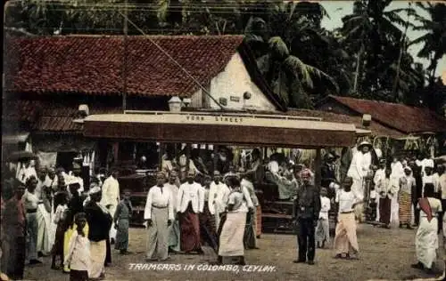 Ak Colombo Ceylon Sri Lanka, Straßenbahn, Passanten