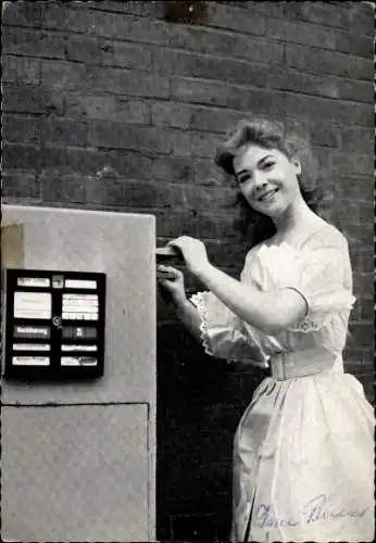 Ak Schauspielerin Ina Bauer, Briefkasten, Portrait, Autogramm