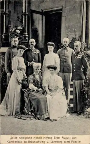 Ak Herzog Ernst August von Cumberland zu Braunschweig und Lüneburg mit Familie