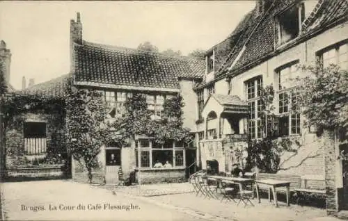Ak Brügge Brügge Flandern Westflandern, Café Flessinghe, la Cour, Rue des Blanchisseurs