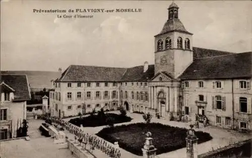 Ak Flavigny sur Moselle Meurthe et Moselle, Preventorium, La Cour d'Honneur