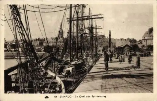 Ak Saint Malo Ille et Vilaine Bretagne, Quai des Terreneuvas