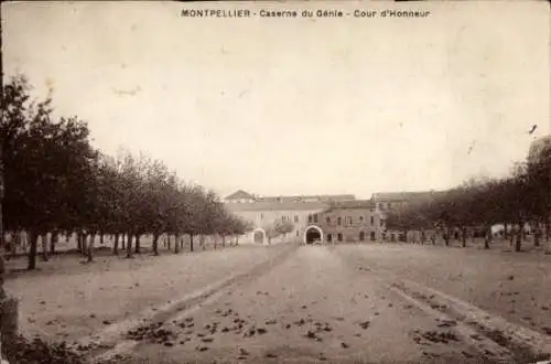 Ak Montpellier Hérault, Caserne du Genie, Cour d'Honneur