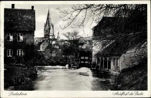 Ak Paderborn in Westfalen, Ausfluss der Pader, Kirche