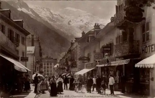 Ak Chamonix Mont Blanc Haute Savoie, Rue Nationale, Mont Blanc