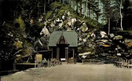 Ak Slănic Rumänien, Holzhütte, Wald, Hügel