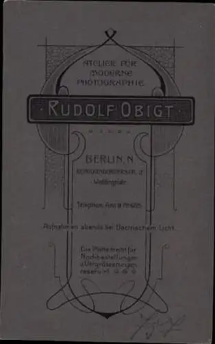 Kabinett Foto Berlin, Frau mit drei Kindern, Portrait