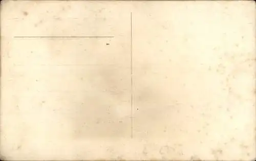 Foto Ak Deutscher Soldat in Uniform, Standportrait