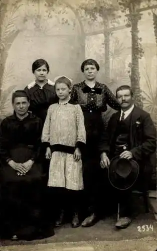 Foto Ak Mulhouse Mülhausen Elsass Haut Rhin, Familienportrait