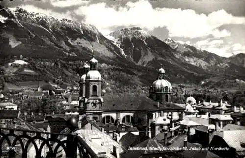 Ak Innsbruck in Tirol, Stadtpfarrkirche St. Jakob mit Nordkette