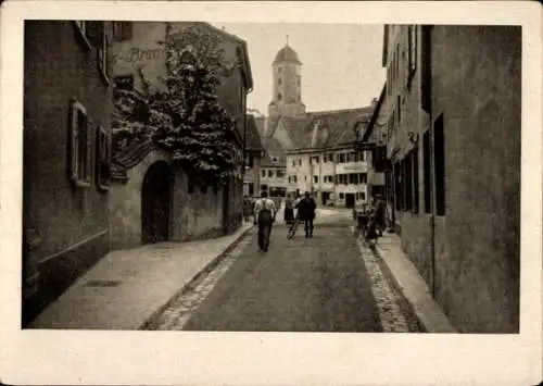 Ak Ellwangen an der Jagst in Baden Württemberg, Pfarrgasse mit Turm der Marienkirche