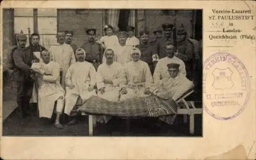 Ak Queichheim Landau in der Pfalz, Vereins-Lazarett, St. Paulusstift, Gruppenbild