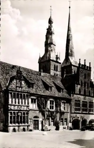 Ak Lemgo, Altes Rathaus mit Apothekenerker, Bildnisse