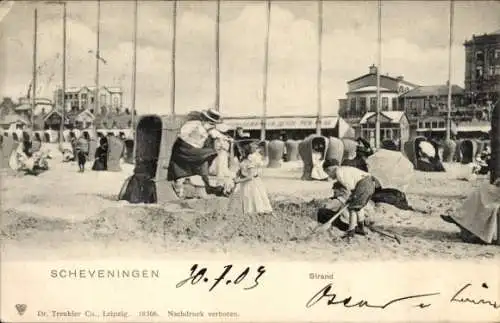 Ak Scheveningen Den Haag Südholland, Strand, Kinder bauen Sandburg