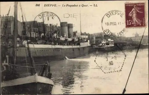 Ak Dieppe Seine-Maritime, Der Ozeandampfer am Quay