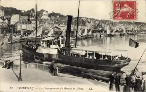 Ak Trouville Calvados, Die Landung des Le Havre-Bootes