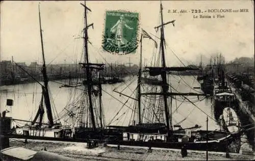 Ak Boulogne sur Mer Pas de Calais, Le Bassin à Flot