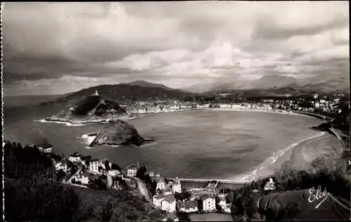 Ak Donostia San Sebastian Baskenland, Gesamtansicht, Concha vom Monte Igueldo gesehen