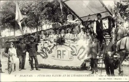 Ak Beauvais Oise, Blumen- und Bildungsfestivals, Festwagen von Notre-Dame-du-Thil