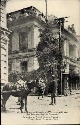 CPA Saloniki Thessaloniki Griechenland, Incendie des Aout 1917, Rue Franque, Banque Ottomane, cheval