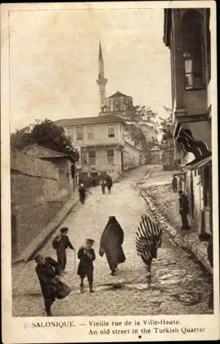 Ak Thessaloniki Griechenland, Alte Straße in der Oberstadt, Eine alte Straße im Türkischen Viertel