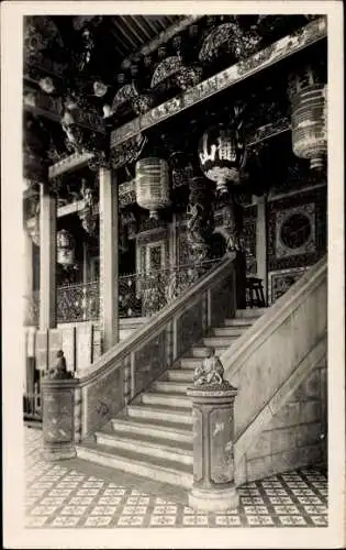 Ak Tempel, Treppe, Lampions