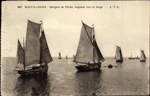 Ak Malo les Bains Nord, Fischerboote, Segeln vor der Küste