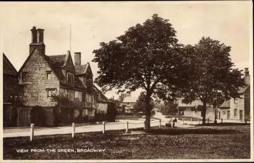 Ak Broadway Worcestershire England, Blick vom Grünen