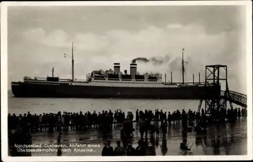 Ak Nordseebad Cuxhaven, Passagierdampfer bei der Ausfahrt