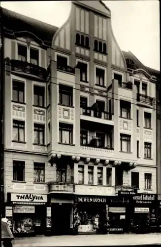 Foto Ak Hansestadt Lübeck ? Geschäftshaus, Reformhaus Thalysia, Seifen Losch, Pelzwaren Gottschall