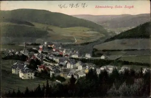 Ak Schmiedeberg Dippoldiswalde im Erzgebirge, Totalansicht