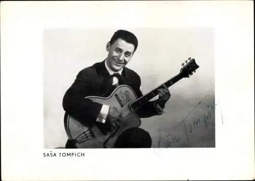 Ak Musiker Sasa Tompich, Gitarrenspieler, Portrait, Autogramm